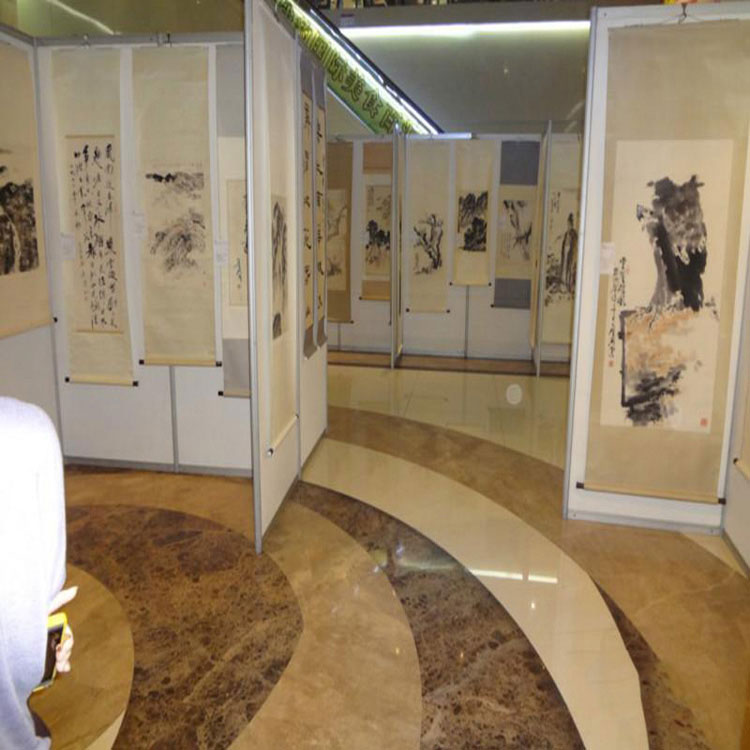 八棱柱活動(dòng)展板